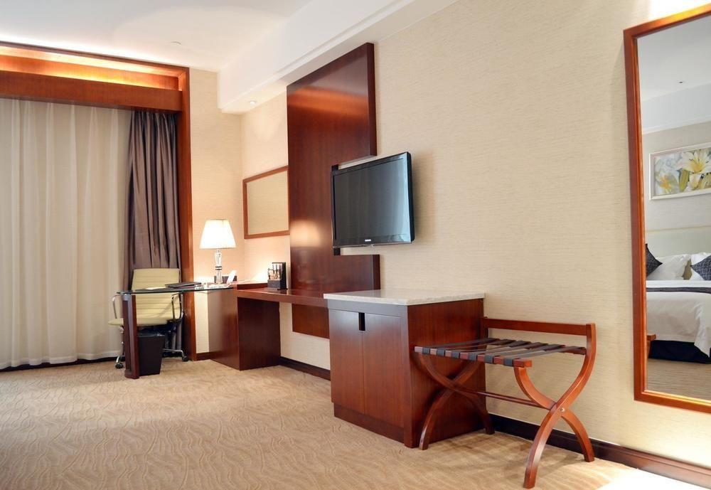Wuhan Tianchimel Hotel Exterior foto